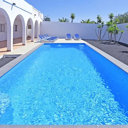 Villa Villa Puerto Calero *