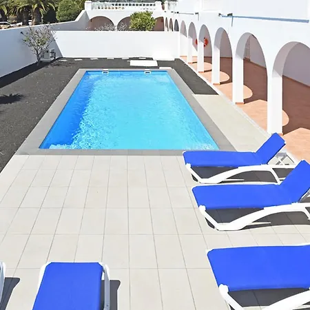 Villa Puerto Calero Вилла *
