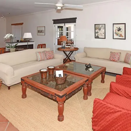 Villa Puerto Calero Вилла